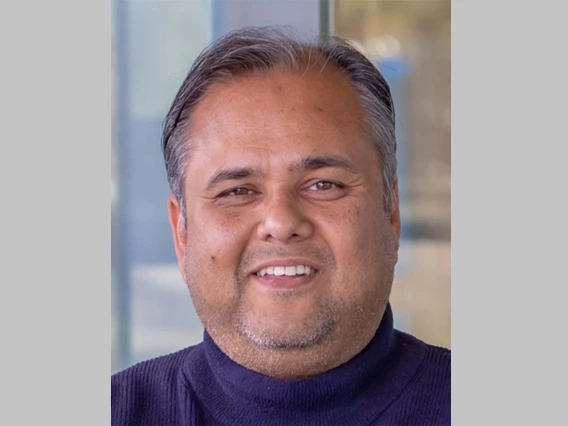 A portrait of Amit Ashok