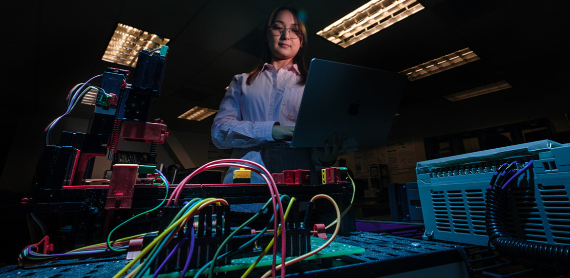 woman in lab, UA Computer & Science Engineering